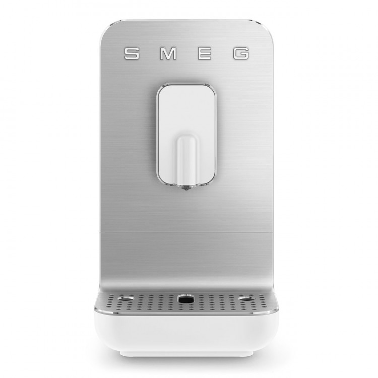 Smeg BCC11WHMEU автоматическая кофемашина