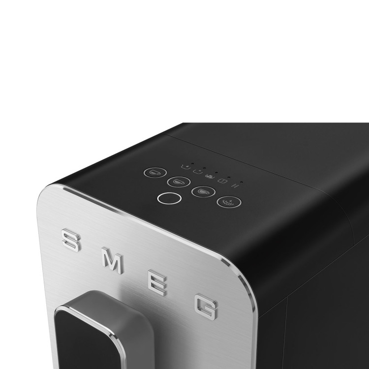 Smeg BCC12BLMEU автоматическая кофемашина