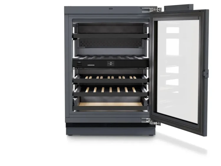 Liebherr UWpri 3782 винный шкаф встраиваемый
