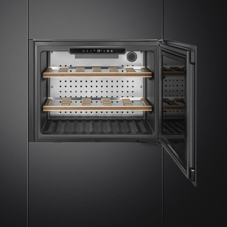 Smeg CVI121G встраиваемый винный шкаф